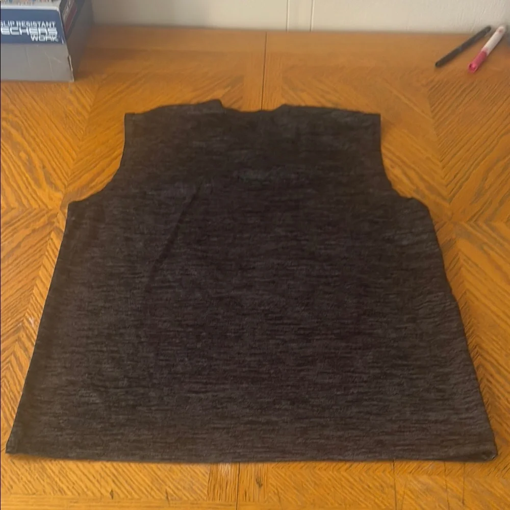 Tek Gear Charcoal Graphic Tank Top